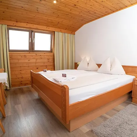 Hotel-gasthof Deixelberger Βόλφσμπεργκ