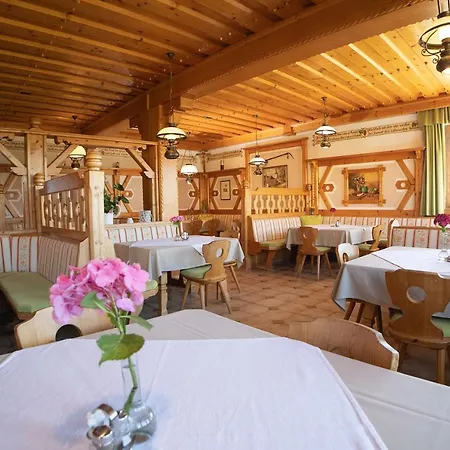 Hotel-gasthof Deixelberger