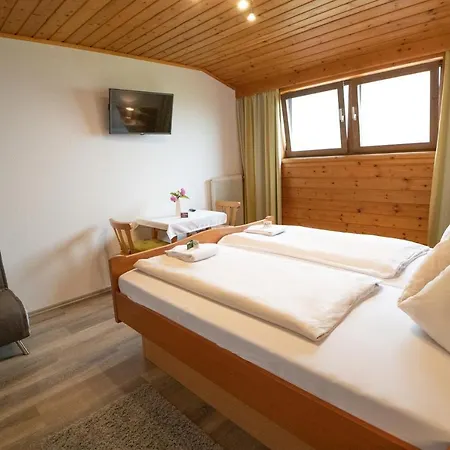 Отель Hotel-gasthof Deixelberger