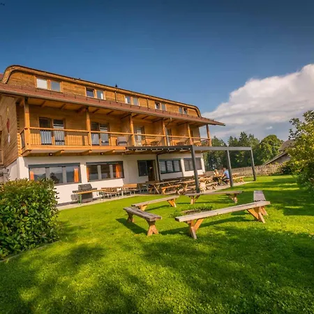 Hotel Hotel-gasthof Deixelberger Wolfsberg