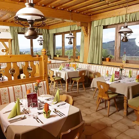 Hotel-gasthof Deixelberger Hotel